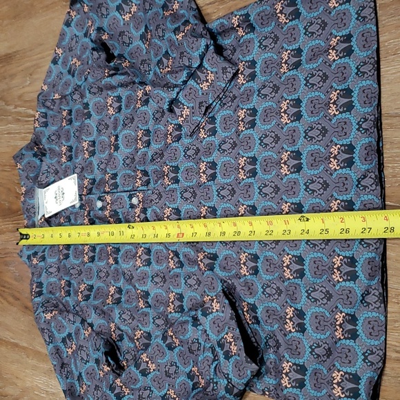 (M) NWT La Mode Gray & Teal Abstract Button-Front V-Neck Top Business Casual - Picture 5 of 10